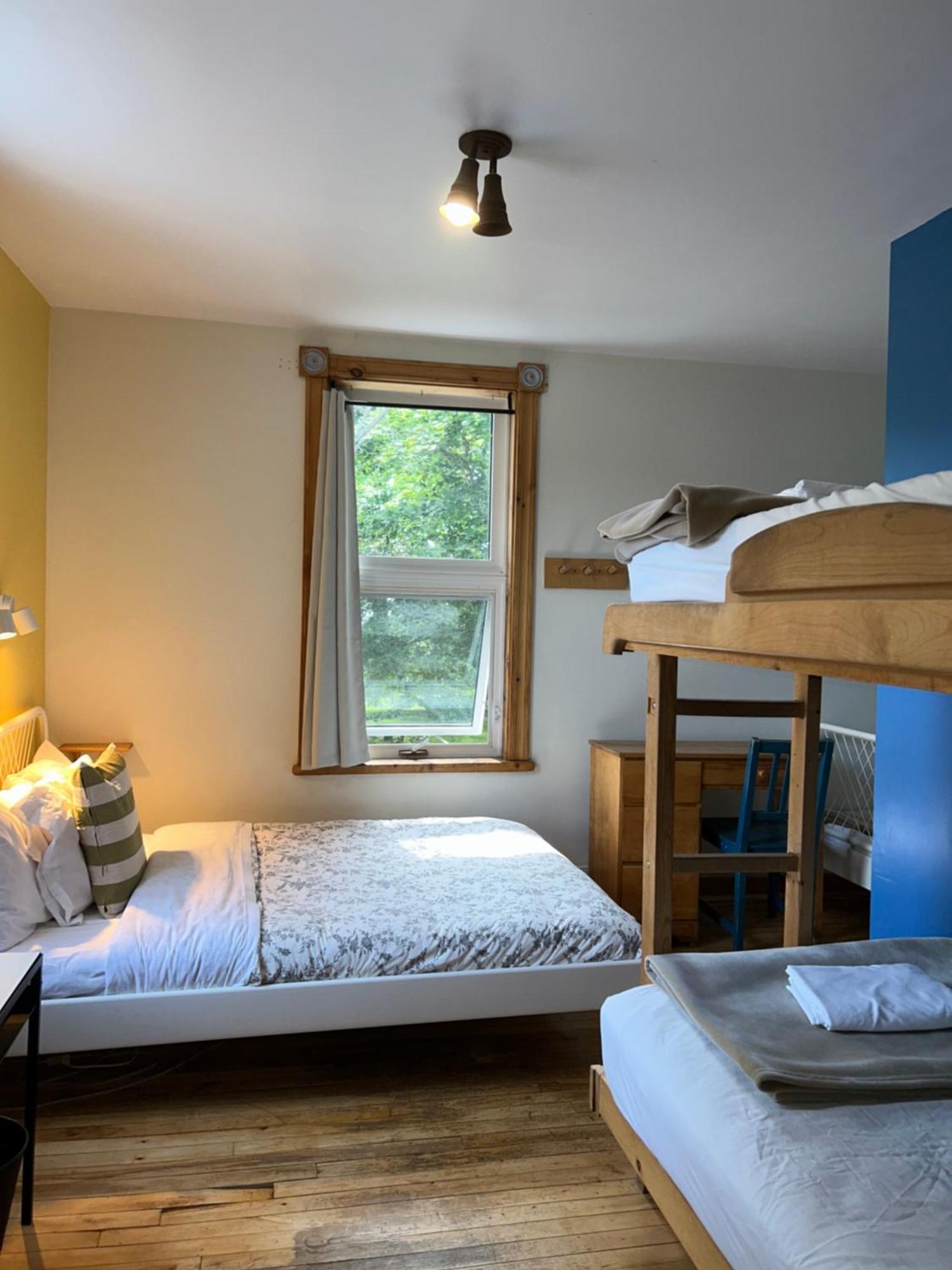 Auberge Internationale De Rivière-du-Loup Екстериор снимка
